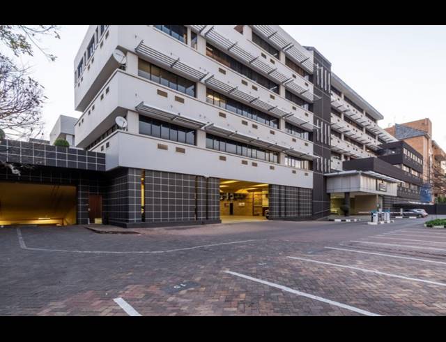 185M² OFFICE TO LET IN SANDTON CENTRAL